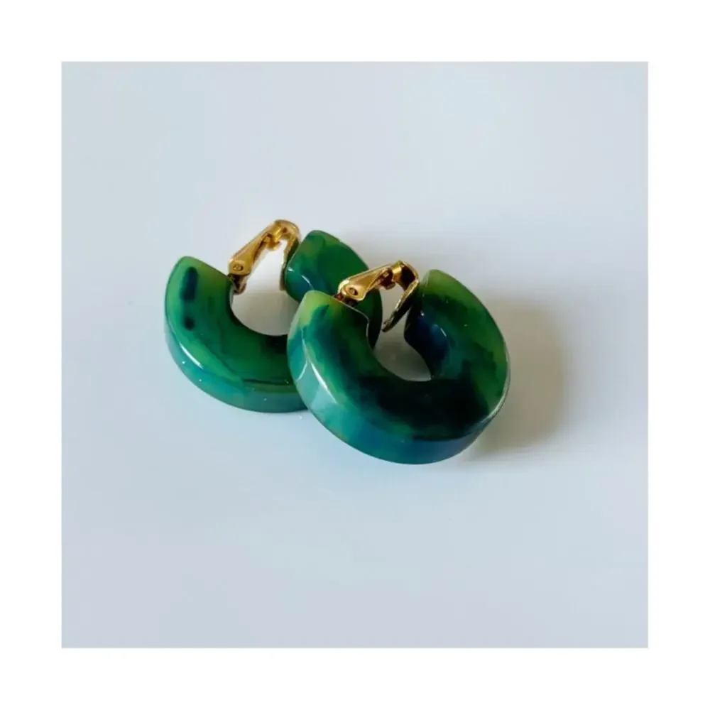 Vintage Bakelite Clip On Earrings Green
